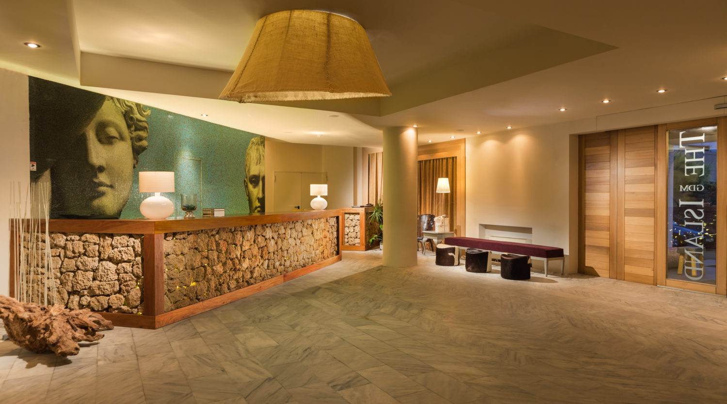 5 STAR SERVICES ISLAND HOTEL CRETE